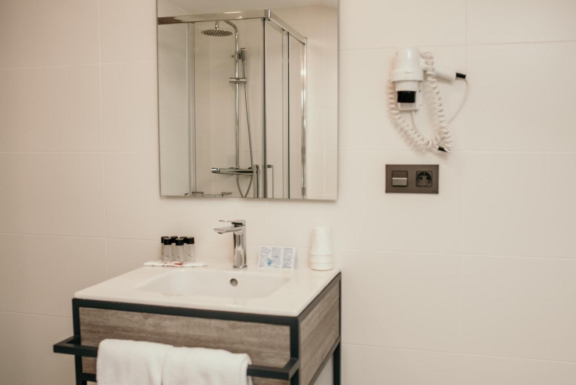 Hotel Lux Melide Εξωτερικό φωτογραφία