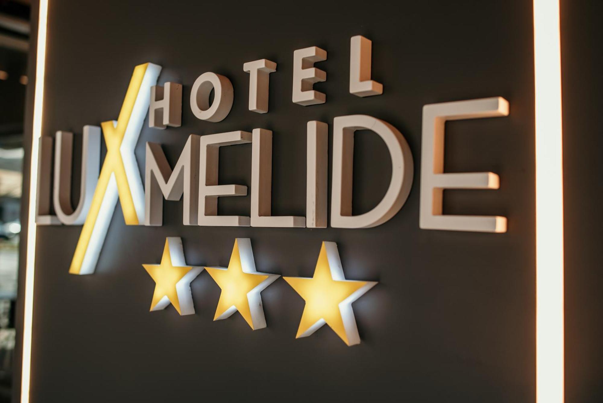 Hotel Lux Melide Εξωτερικό φωτογραφία