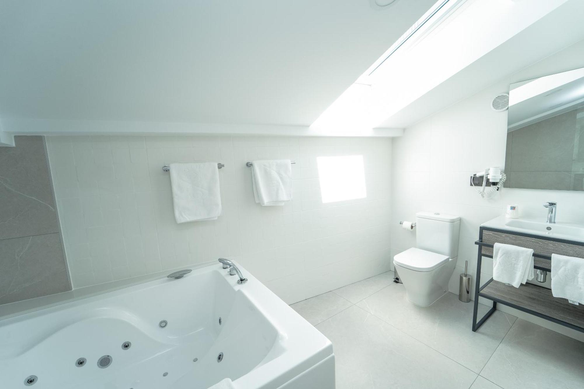 Hotel Lux Melide Εξωτερικό φωτογραφία