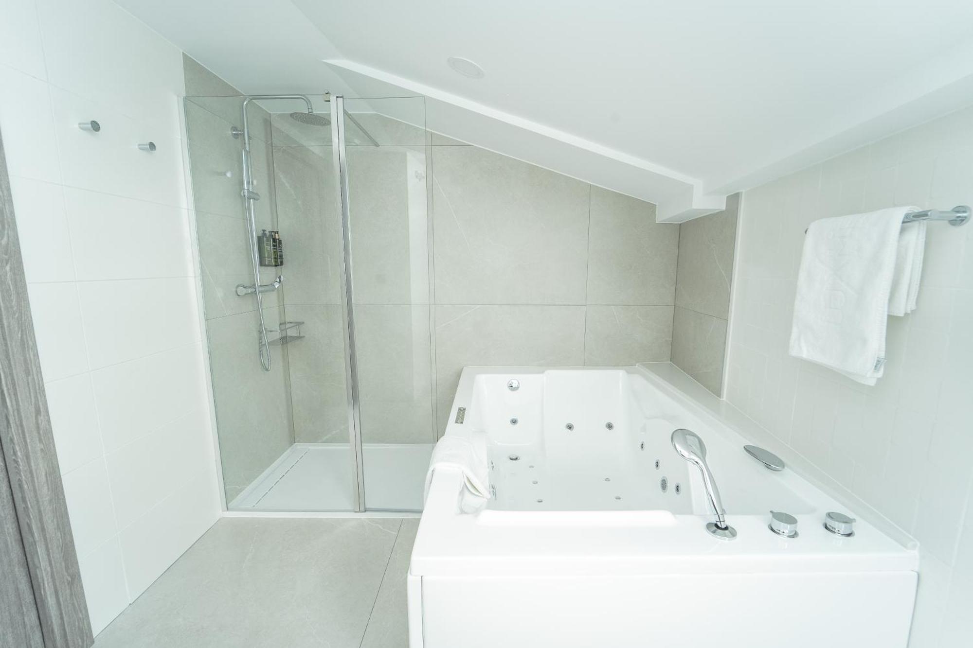 Hotel Lux Melide Εξωτερικό φωτογραφία